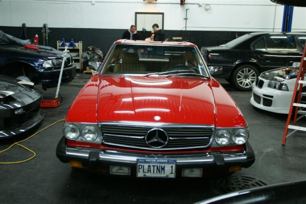 Detailed 1989 Mercedes Benz 560L