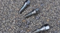 Looks like I used the wrong lugs……