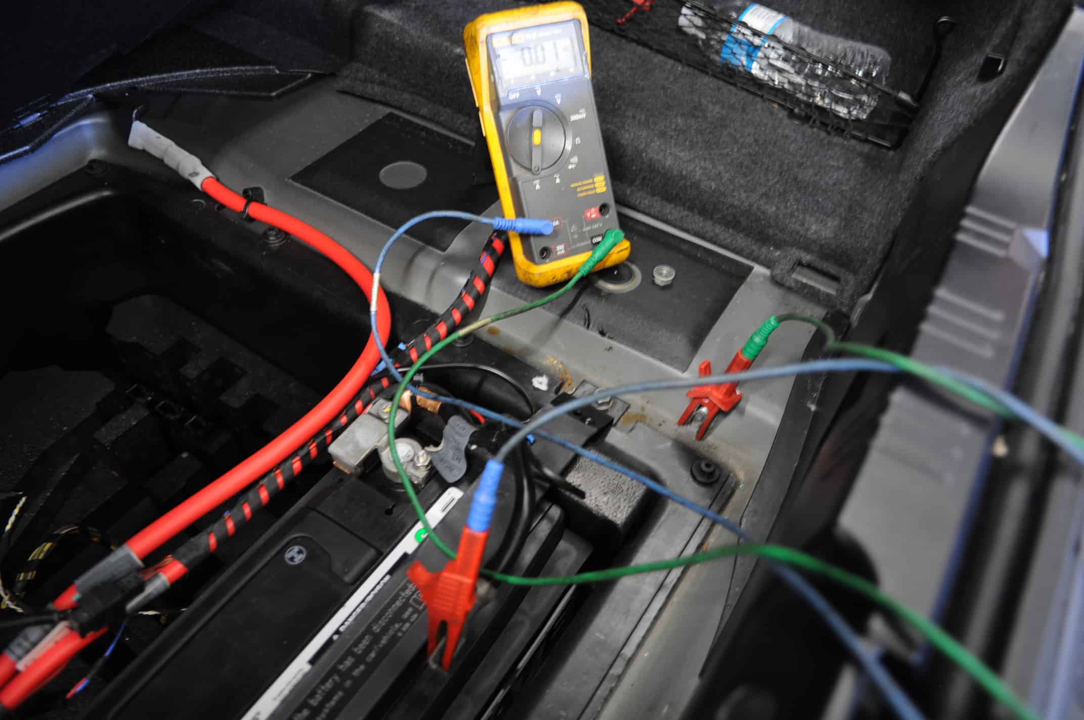 Diagnosing Parasitic Draw in a BMW M5 - Car Repair ... color bar for car wiring diagram 