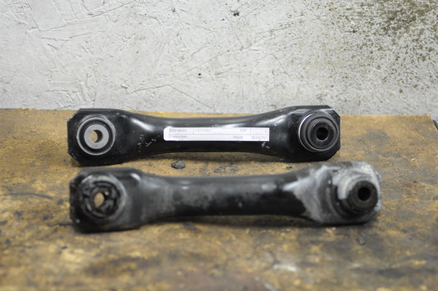 2004 jaguar x type 3.0 v6 rear suspension noise control arm rusted problem bushing alignment seized right upper front new old comparison